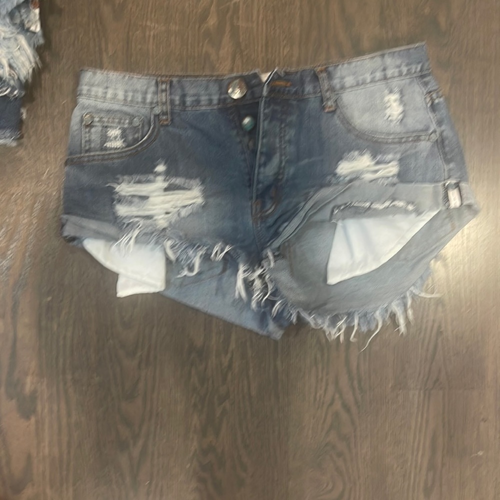 One teaspoon shorte